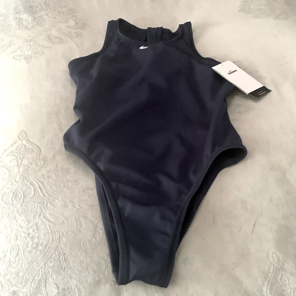 Nike hydrastrong polo swimsuit